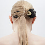 საშუალო ზომის ქინძისთავი, ბუნებრივი რქით